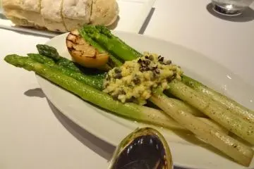 Side Order: Sautéed Green Asparagus with mimosa topping, ¥1,300