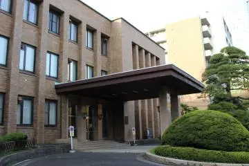 Honda Memorial Hall honors the Institute for Materials Research and scientist/inventor/former university president Kotaro Honda.