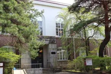 The former reading room at Tohoku Imperial University is now used as the Tohoku University Archives museum (open weekdays).