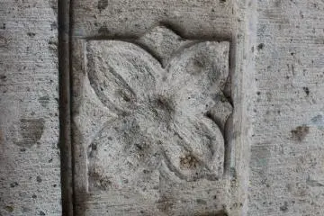One of the better preserved flower motifs.