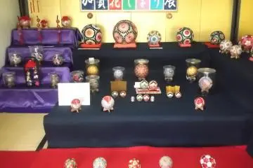 Traditional handballs made with silk thread