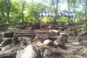 BBQ pits and al fresco dining area