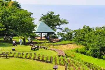 Nice rest area at the second viewpoint