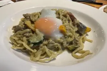 Today's pasta, fresh pasta with green curry sauce