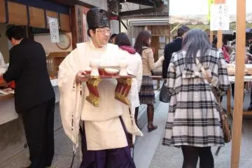 Shinto priest at Hatsu Uma Festival.