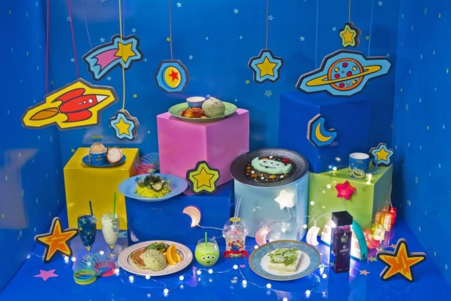 Toy Story Aliens Pop-Up Cafe