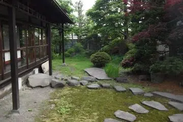 Gallery image