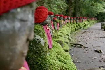 Every statue is seen facing the same direction