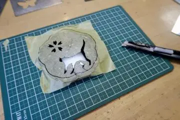 Designing my gold leaf souvenir