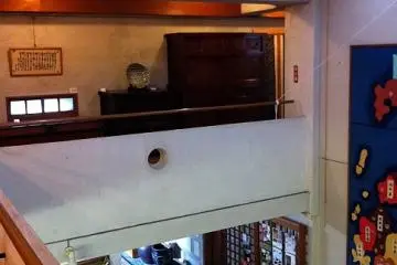 Gallery image