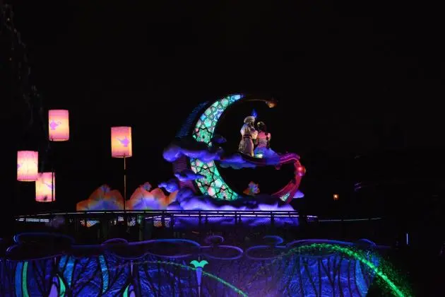 Tokyo DisneySea Nighttime Spectacular - Things to Do - Japan Travel