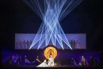 Opera Turandot, at Tokyo Bunka Kaikan, Tokyo (Photo: teamLab, Courtesy: Daniel Kramer, Tokyo Nikikai Opera Foundation)
