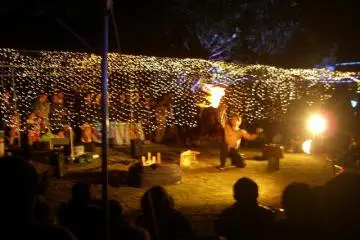 entertain to visitors