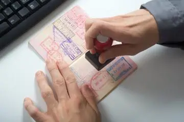The JR Pass is only available to visitors with temporary visitor visas (Photo: ArtWell / Shutterstock.com)