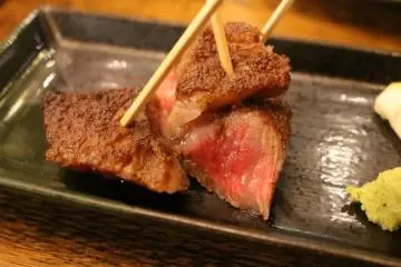 Grilled Yamagata beef (Photo: <a href="https://en.japantravel.com/yamagata/top-10/31584" target="_blank" rel="noreferrer noopener nofollow">Tom Roseveare</a> / JT)