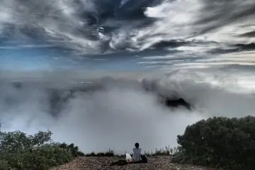 구름 위