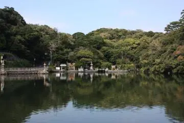 묘진이케 연못