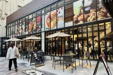 FOOD HALL BLAST! TOKYO’s outdoor seating