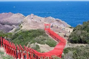 Motonosumi Inari Shrine is a great - and less crowded - alternative to Kyoto's Fushimi Inari (Photo: <a href="https://www.flickr.com/photos/yuki5287/33131858891" target="_blank" rel="noreferrer noopener nofollow">yuki5287</a> / <a href="https://creativecommons.org/licenses/by/2.0/" target="_blank" rel="noreferrer noopener nofollow">CC BY 2.0</a>)