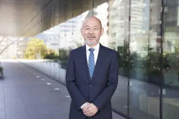 오사카 나카노시마 미술관 디렉터 스가야 토미오