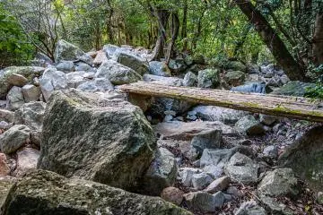 The trail to the falls is a rocky adventure, but they can be reached in 30 minutes