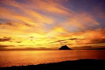 Surreal sunset with Hachijo-kojima