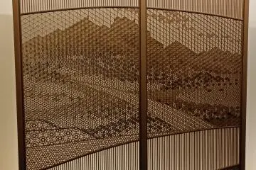 Picture in wood