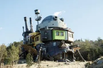 Howl’s Castle (Photo: © Studio Ghibli)