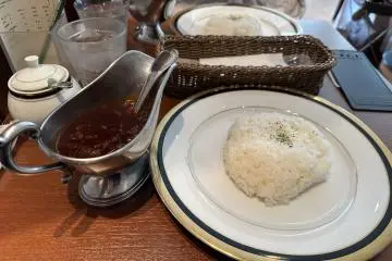The beef hayashi rice is simple but delicious