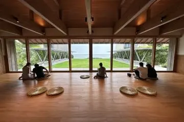 Bukubuku tea room