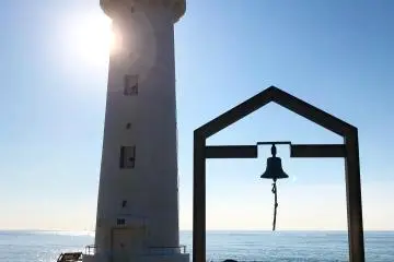 Relaxing at the Nomazaki Lighthouse