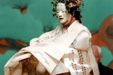 Kanze Kiyokazu in "Hagoromo" Noh play