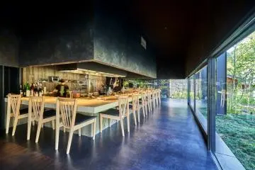 Watch dishes come to life at Simples’ counter