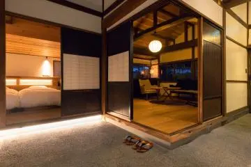 Extensive araidashi floor inside Doma villa