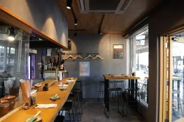 Jakuchu Interior