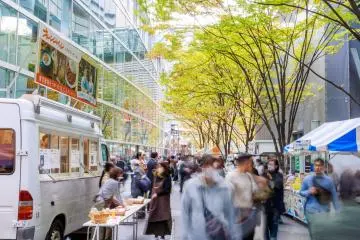 Find many delicious food trucks!