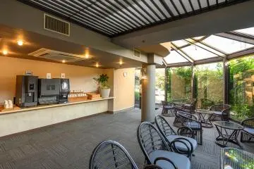 Library Cafe Lounge