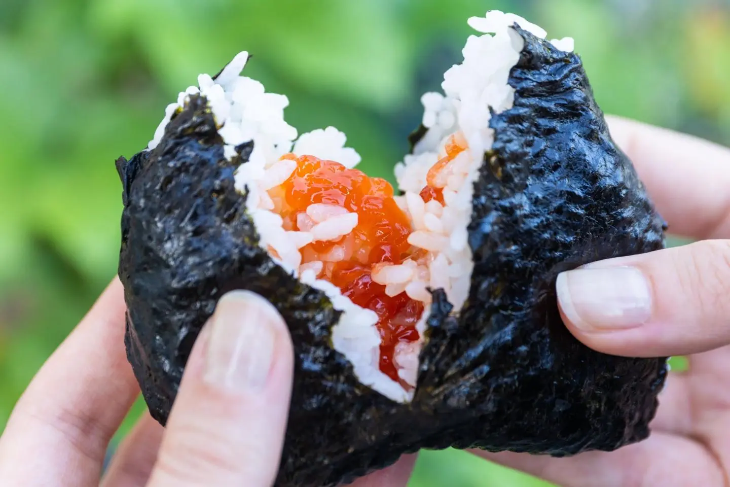 Onigiri Ikura (Photo: Pete Leong)