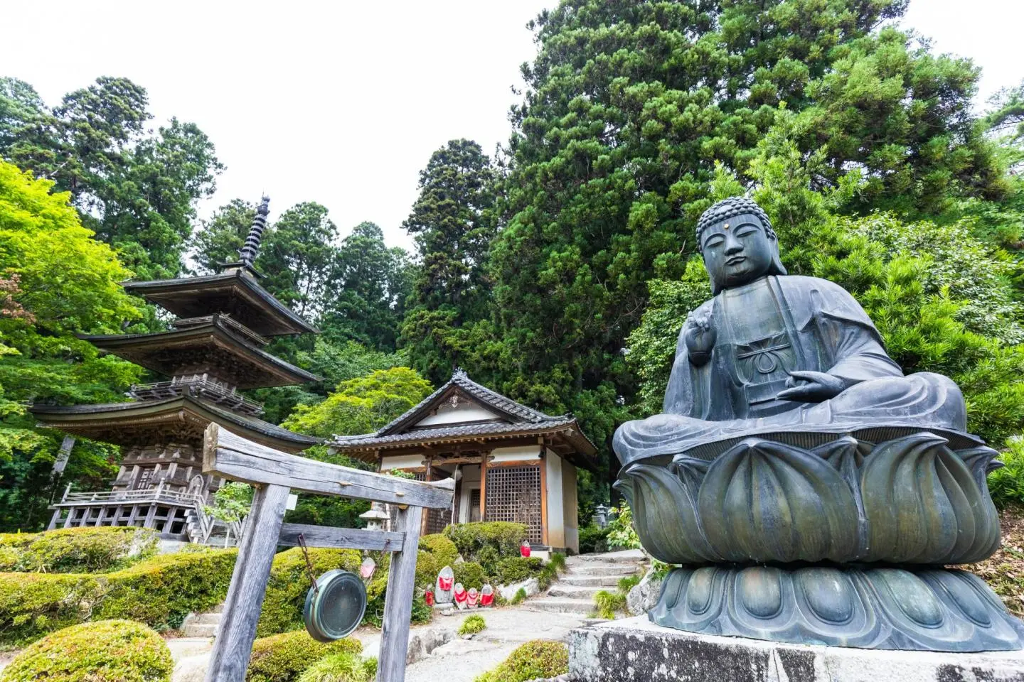 Pagode à trois étages dans un jardin japonais (Photo: Pete Leong)