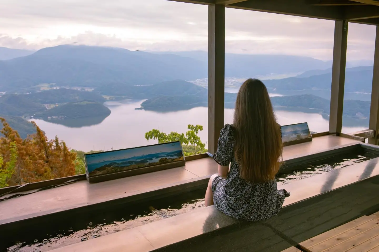 Mihama Terrace, a scenic foot bath awaits! (照片由: Kota Hasegawa)