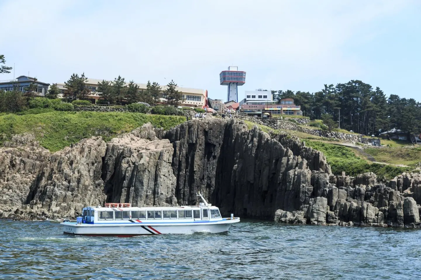 Sightseeing cruise