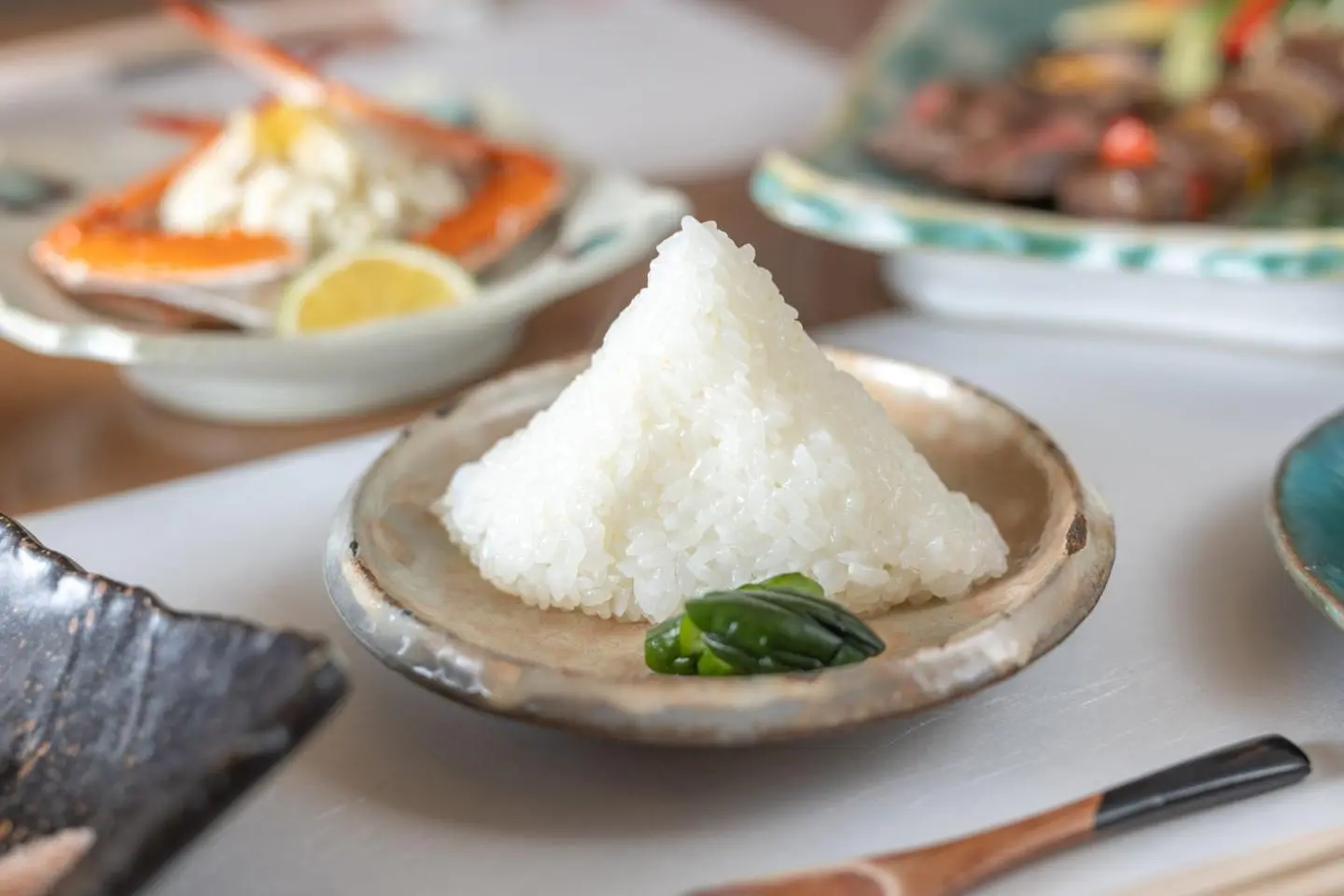 Freshly made onigiri (照片由: Fabien Recoquille)