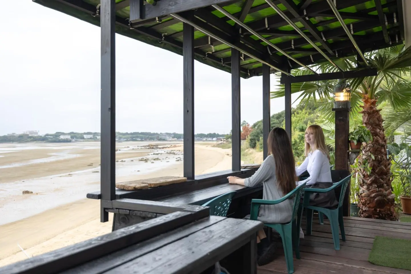 PANARI’s outdoor terrace (Photo: Fabien Recoquille)