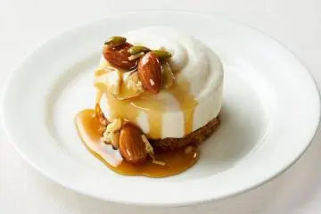Rich and Creamy Rare Cheesecake
