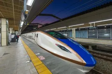 Hokuriku Shinkansen (Photo: Leslie Taylor)