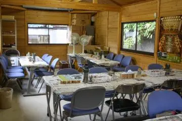 Step into this workshop to start painting