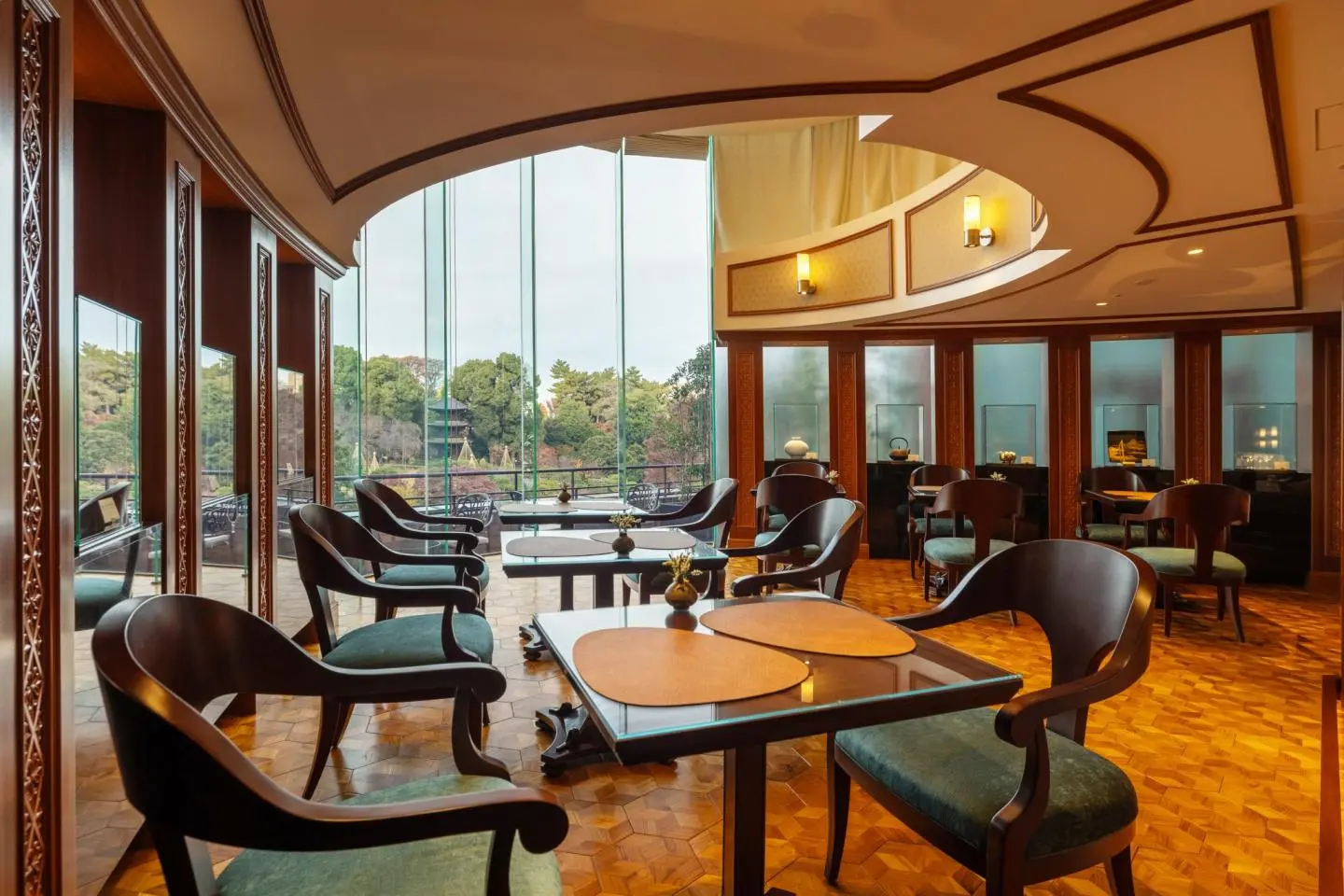 Le Ciel's gallery and seating area (Photo: Fabien Recoquille)