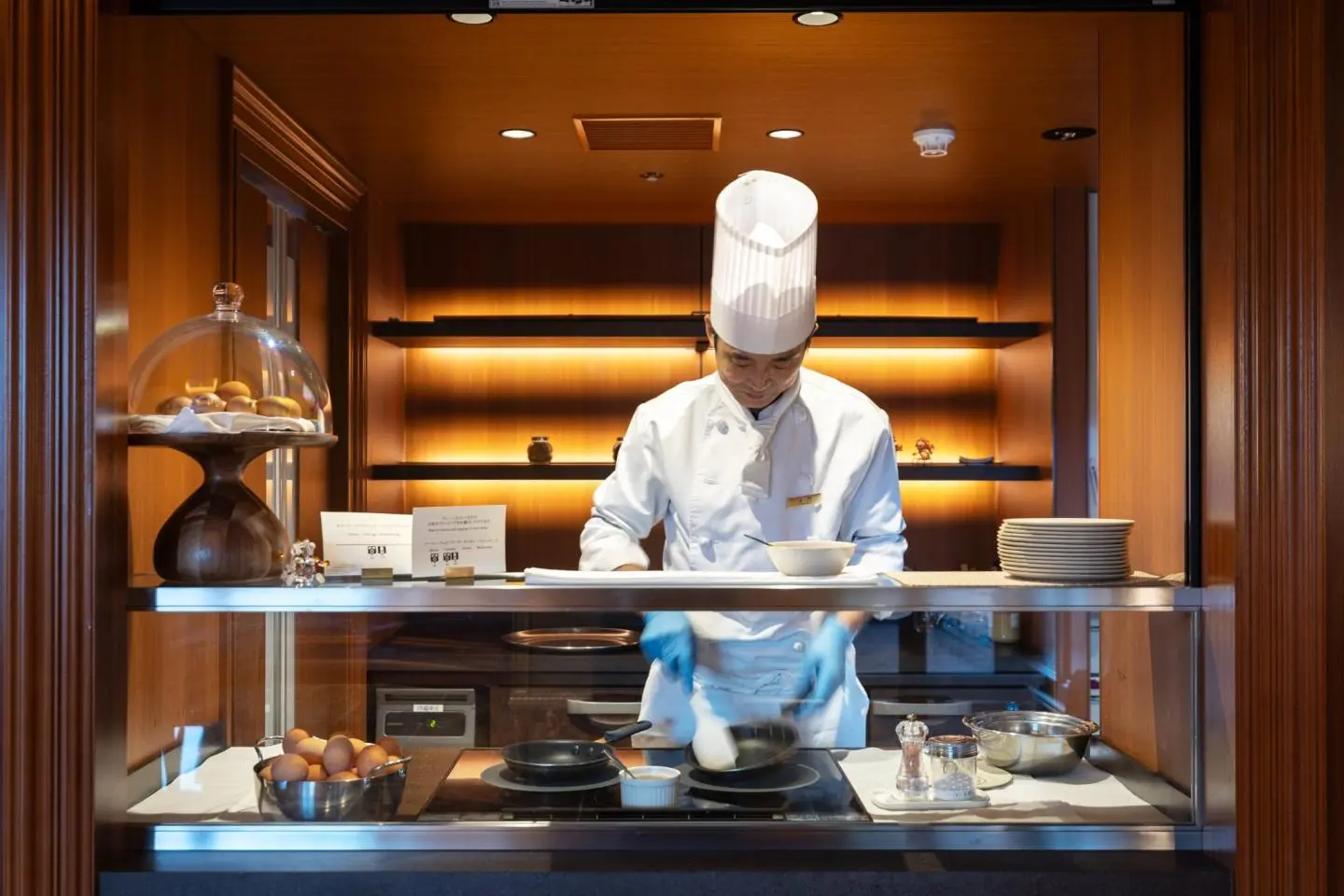Freshly prepared food every day (Photo: Fabien Recoquille)