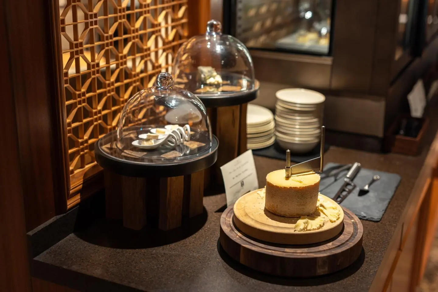 A variety of cheeses (Photo: Fabien Recoquille)