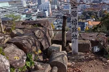 Ruins that matter   